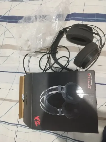 Fone gamer red dragon 