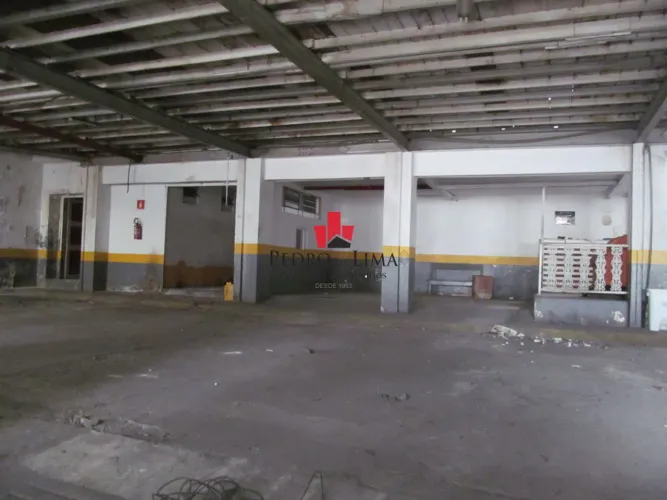 Imóvel na Penha de 1400 m² de Área construída