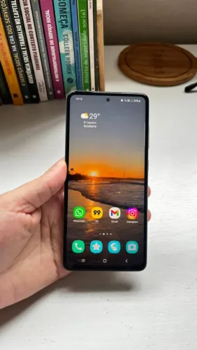 Galaxy A52