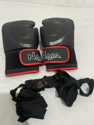 Luvas de boxe /