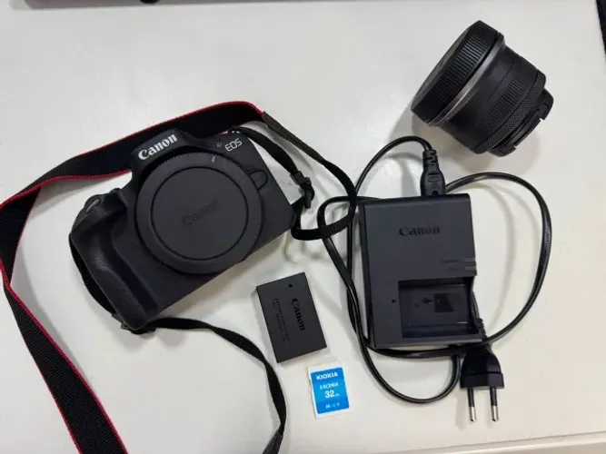 câmera cânon EOS R50 PERFEITA