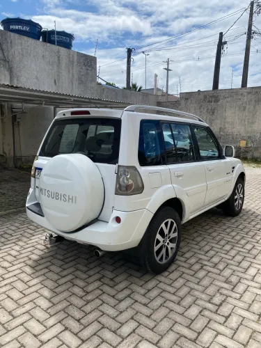 Mitsubishi Pajero TR4 2.0/ 2.0 Flex 16V 4X4 Aut. 2013
