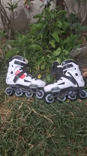 Patins traxart revolt 44