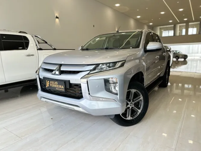 Mitsubishi L200 Triton Sport GLS 2.4 CD Diesel Aut. 2022