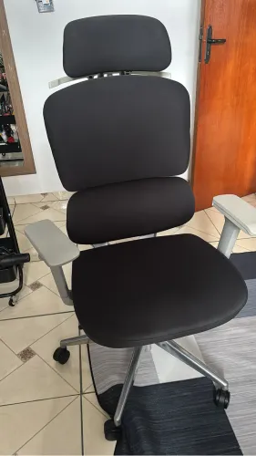 Cadeira de Escritório Comfy Clarity