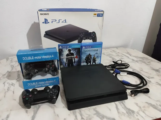 PS4 SLIM 1TB + 2 JOGOS
