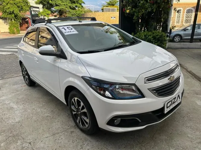 Chevrolet Onix Hatch LTZ 1.4 8V Flex Mec. 4P 2015