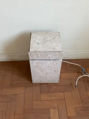 Mesinha de Mármore Branco