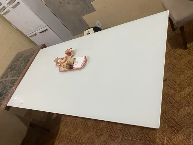 Mesa branca 2m e 10cm
