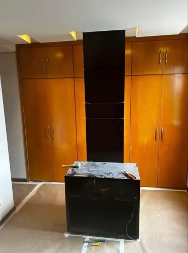 Estante, tipo cristaleira