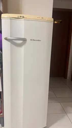 Geladeira Electrolux 220v Branca USADO