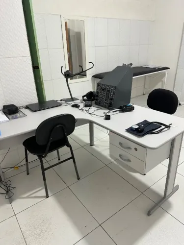 Mesa em L