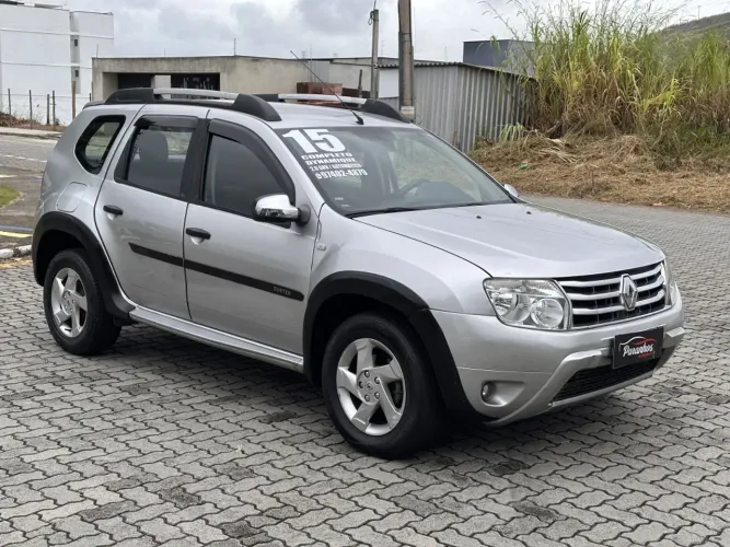 Renault Duster Dynamique 2.0 Hi-flex 16V Aut. 2015