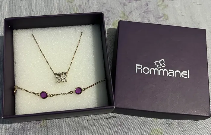 Vende-se colar e pulseira da rommamel junto ou separado. 