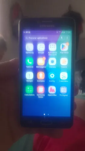 SAMSUNG  J2 COM CARREGADOR TUDO FUNCIONANDO 