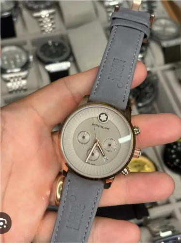 Relógio top de linha