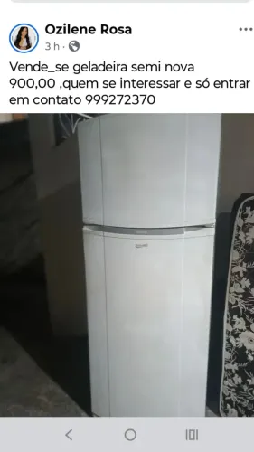 Vende se uma geladeira