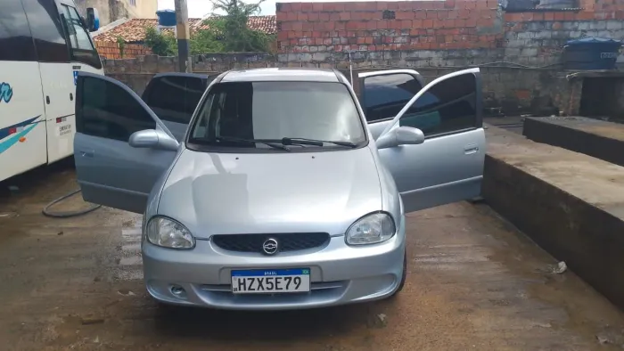 Chevrolet Corsa Sedan 1.0 MPFI 8V 71cv 4P 2003