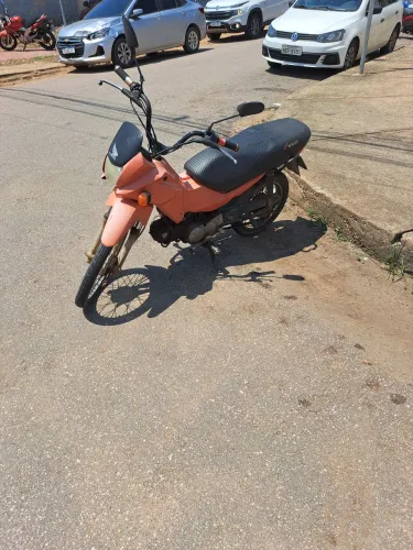 Vende-se Moto POP100