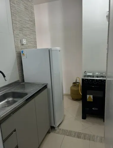 Alugo kitnet mobiliada