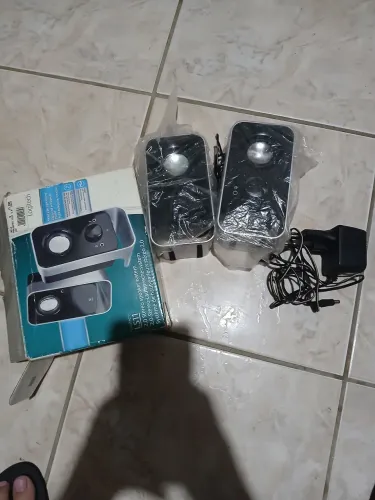 Caixa de som Logitech LS11