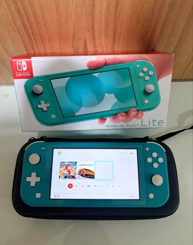 Nintendo Switch Lite Turquesa - Impecável + Mario Kart 8 Deluxe