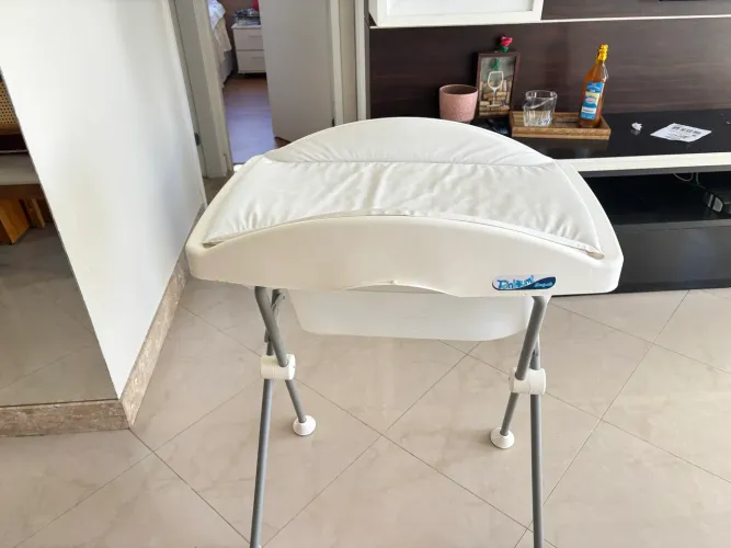 Banheira Tchibum Burigotto com Trocador - Excelente Estado