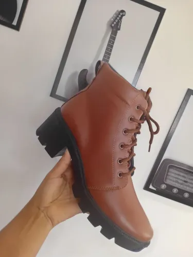 Botas marrom femininas 