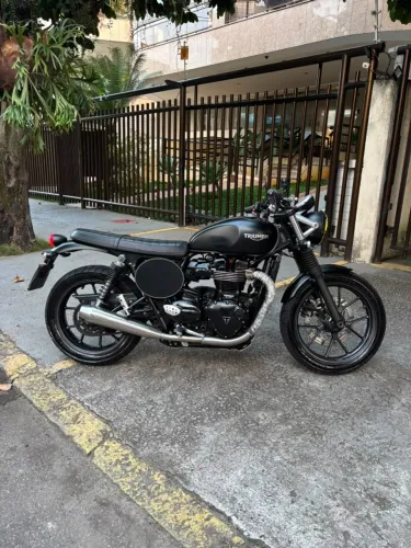 Triumph Street Twin 900 Preta 2019