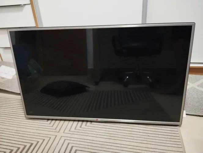 Vendo TV LG 43" com Defeito!