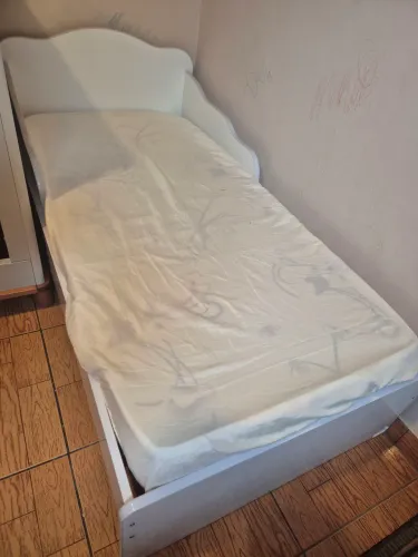 Mini cama branca