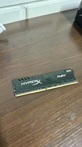 Pente 8gb Memória RAM DDR4 Kingston 2666mhz Excelente Estado