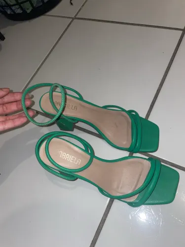 Sandália salto bloco 