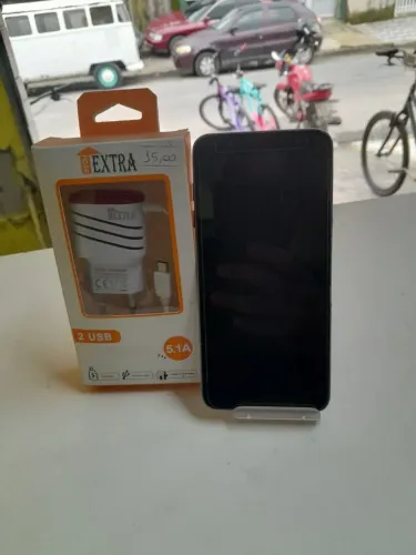 Celular Samsung j8 64 gigas
