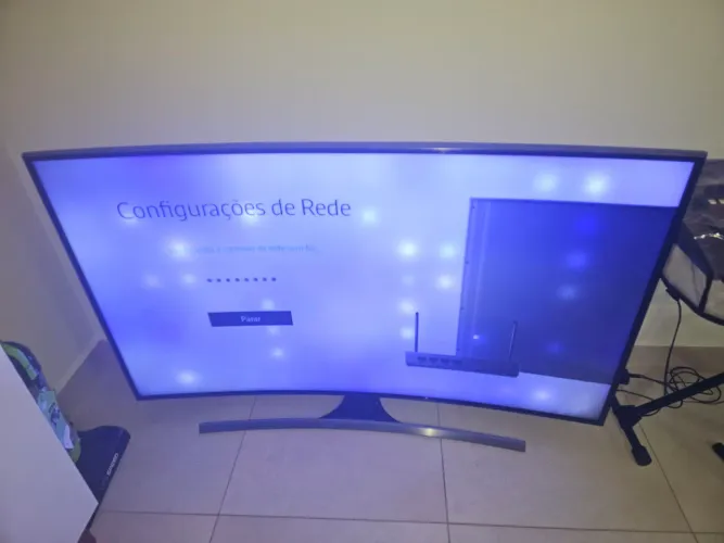 Smart TV Tela Curvada 65'' (Usada)