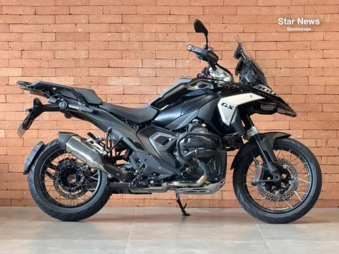 BMW R1300GS TRIPLE BLACK 2025