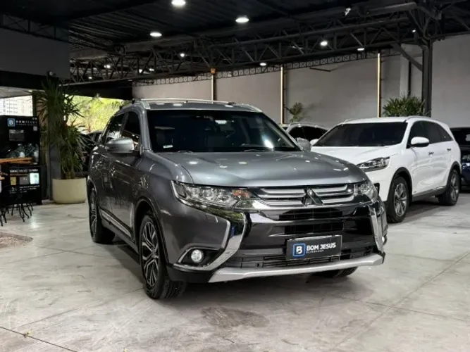 Mitsubishi Outlander 2.2 165cv Diesel Aut. 2017