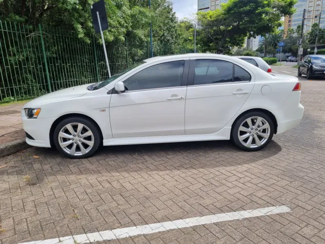 Mitsubishi Lancer 2.0 16V 160cv Aut. 2014