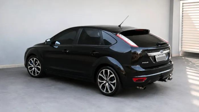 Ford Focus Ghia 2.0 16v/ 2.0 16V Flex 5P AUT 2011