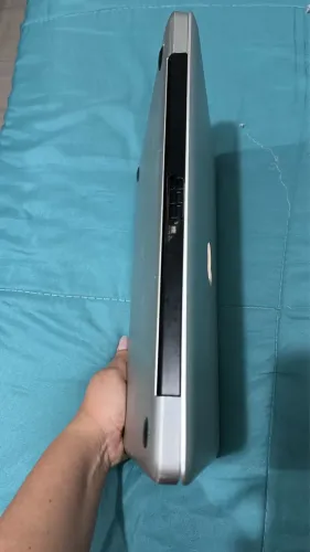 Vendo MAC BOOK PRO 13