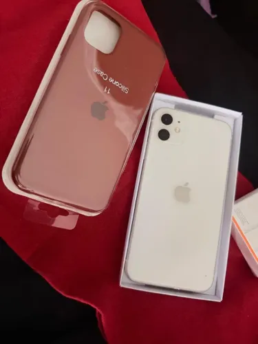IPHONE 11 COM 128G NOVO