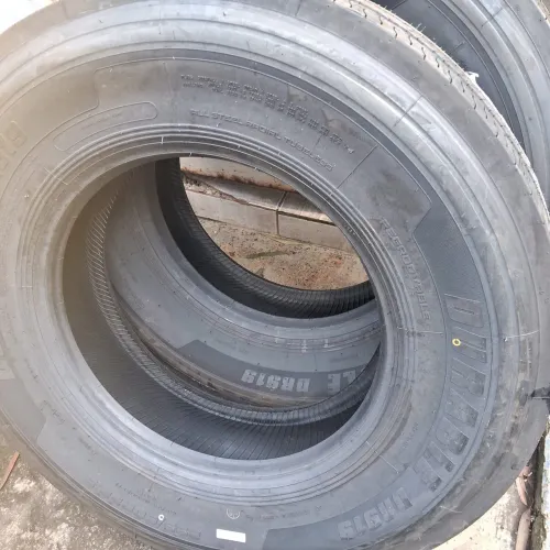 Pneus novos radial 295x80
