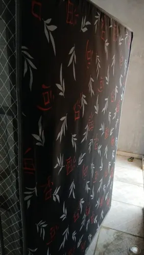 Cama box semi nova