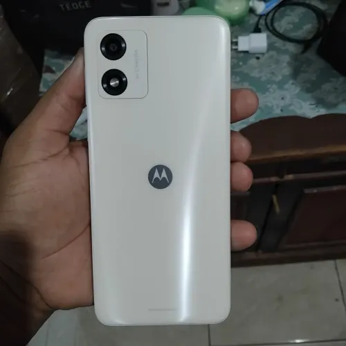 Moto e13