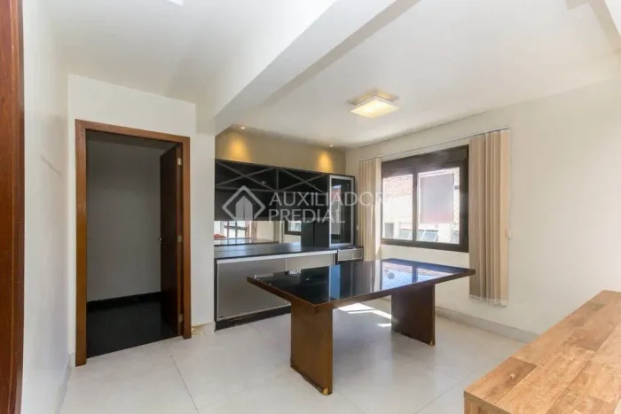 Apartamento para locação no bairro são joao de 2 dormitorios e 2 vagas
