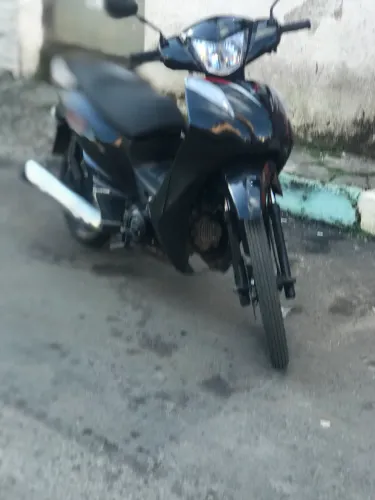 Jet 50cc nova pouco tempo de uso ficou 2 anos parada