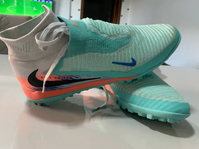 Chuteira Nike Phantom 6 Society n* 40