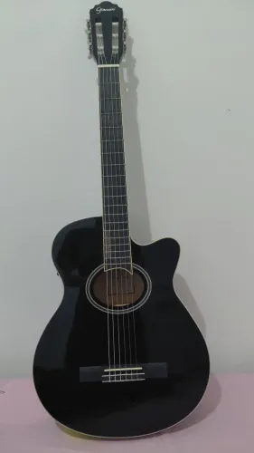 Violão de nylon