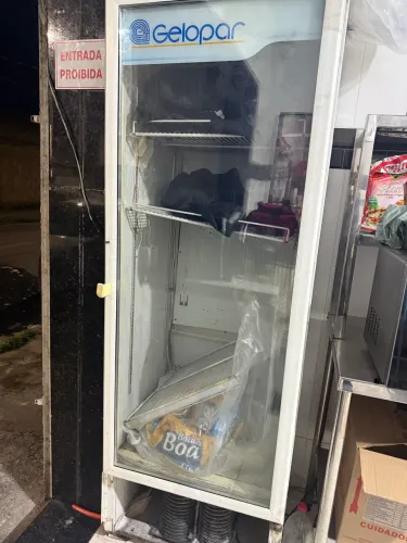 Vendo freezer 