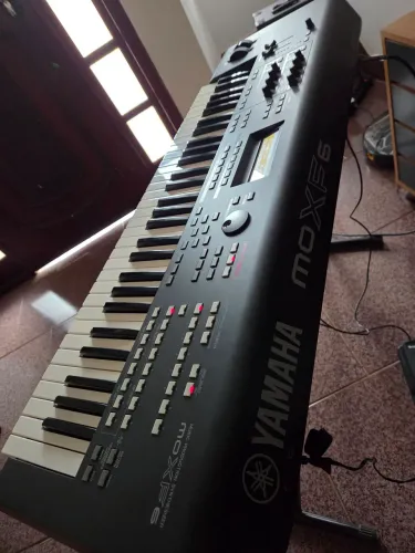 Yamaha MOXF6 Completo 